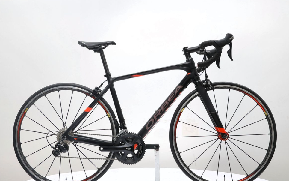 Vélo route carbone Trek